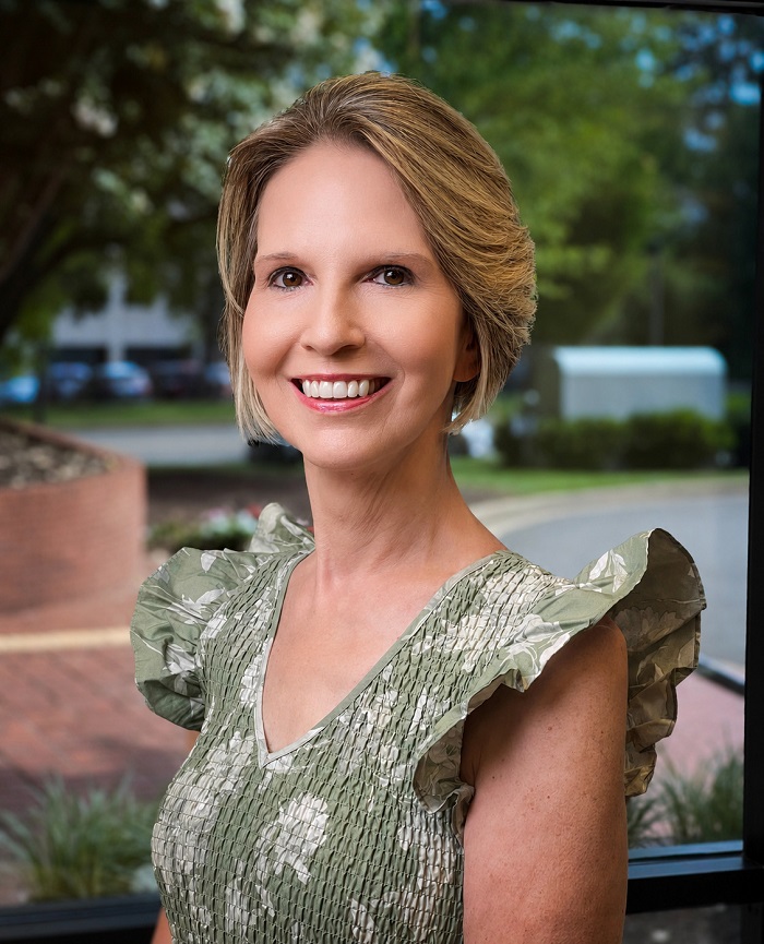 Picture of Jennifer Hoke